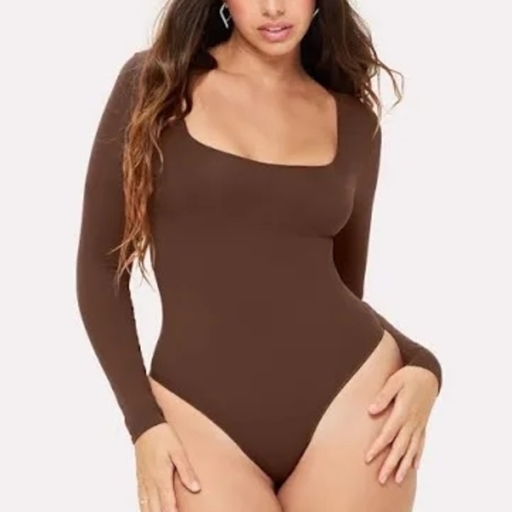 Mangopop Chocolate Long Sleeve Square Neck Bodysuit